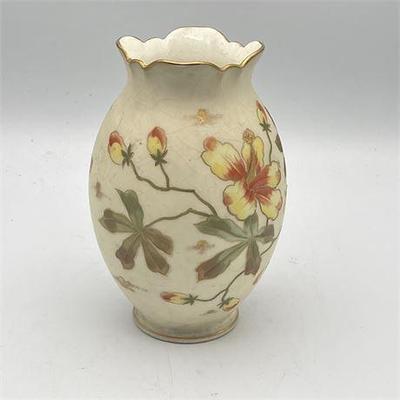 Lot 008   
Antique Carlsbad Austria Porcelain Vase
