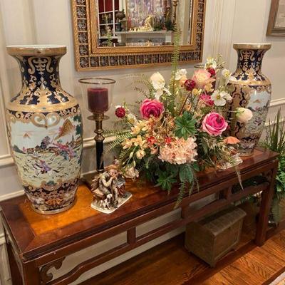 Asian Style Sofa Table, Large 25 inch vases