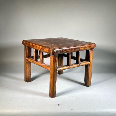 ANTIQUE WOODEN FOOT STOOL | Small antique wooden footstool. - l. 14 x w. 14 x h. 12 in
