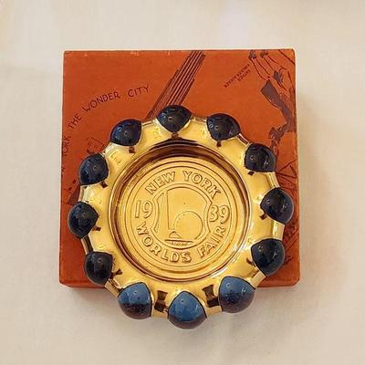 1939 New York World's Fair trinket dish with antique marbles in original box.