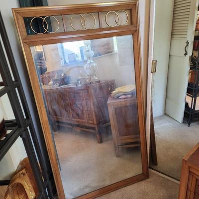 Beautiful Metz 6 piece 1959 bedroom set: triple dresser, mirror 2 night stands, bench and headboard.
