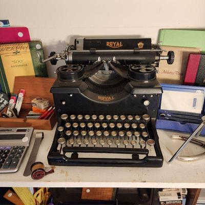 Antique Royal typewriter