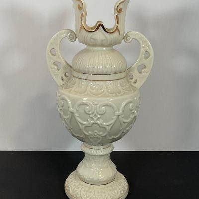Belleek Armstrong vase