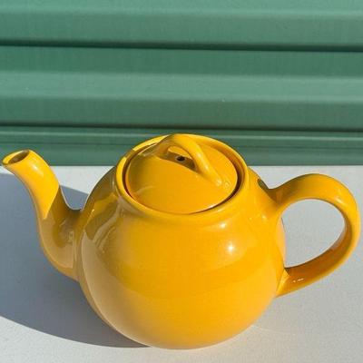 Sunflower Yellow Teapot