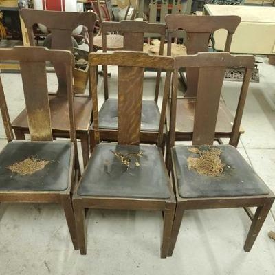 #5174 â€¢ 6 Vintage Wooden Chairs
