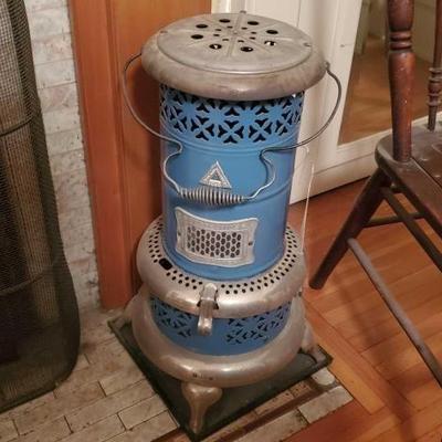#1608 â€¢ Antique Blue Perfection Kerosene Heater
