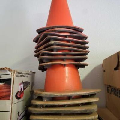 #5140 â€¢ (14) Orange Cones
