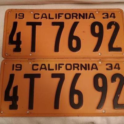 #1474 â€¢ Pair Of Yellow & Black 1934 California License Plates
