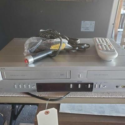 #10102 â€¢ Accurian VHS and DVD Recorder
