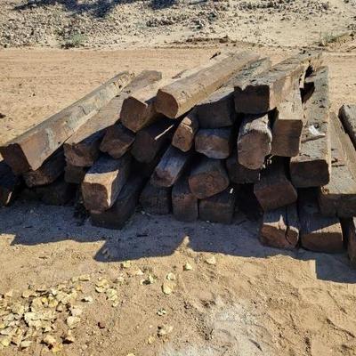 #1918 â€¢ Approx 35 Used Railroad Ties
