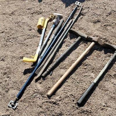 #1516 â€¢ (3) Sledge Hammers, (2) Metal Prybars, & More
