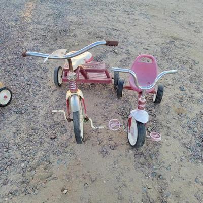 #15270 â€¢ Vintage Radio Flyer Tricycles
