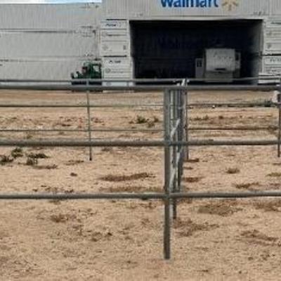 #22 • Double 14'x28' 3- Rail Pipe Corral
