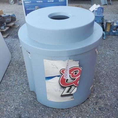 #15204 â€¢ Coors Light Super Cooler
