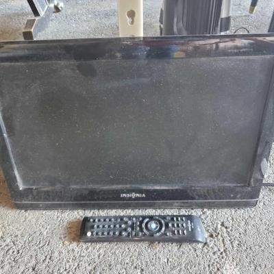 #10096 â€¢ Insignia LCD Color TV & DVD Video Player
