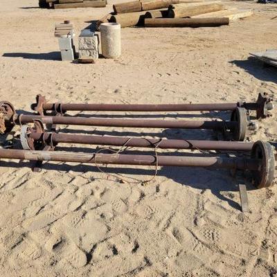 #1950 â€¢ 4 Tractor Axles
