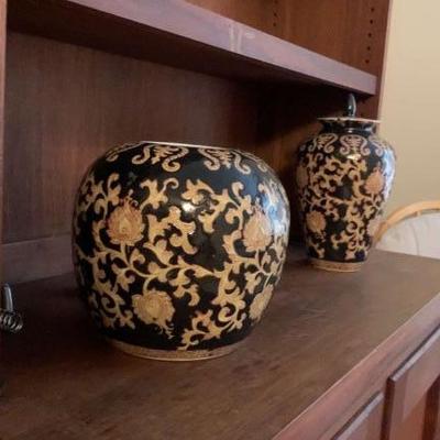 Decorative vase & ginger jar