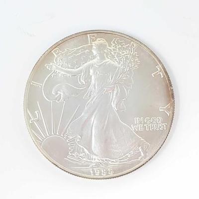 #561 â€¢ 1988 American Silver Eagle Dollar
