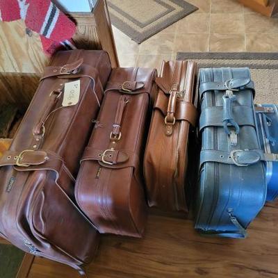 #900 â€¢ Vintage Leather Luggage
