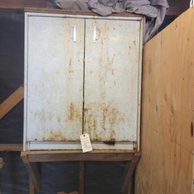 #1168 â€¢ Metal Storage Cabinet
