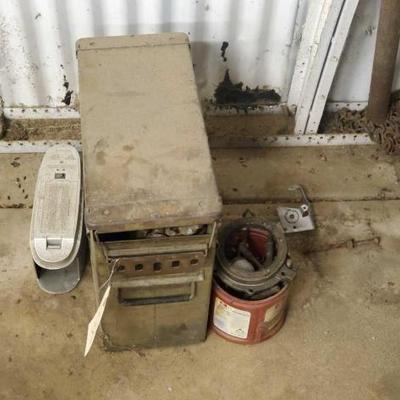 #1558 â€¢ Ammo Can Full Of Old Parts
