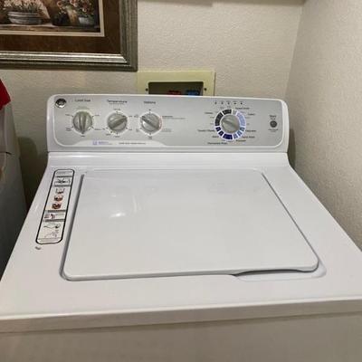 Matching washer/dryer