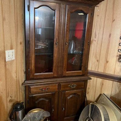 Nice Corner Cabinet/Hutch $60