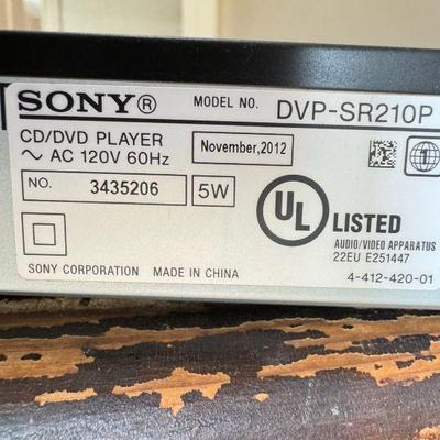 Sony DVP-SR210P DVD Player
