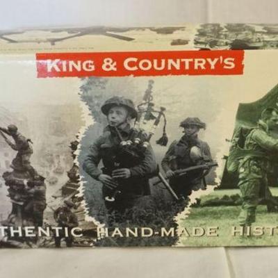 1212	KING & COUNTRY WWII METAL TOY SOLDIERS ONE BOX BBG04
