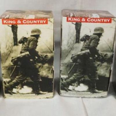 1138	KING & COUNTRY LOT OF 4 BOXED METAL SOLDIERS

