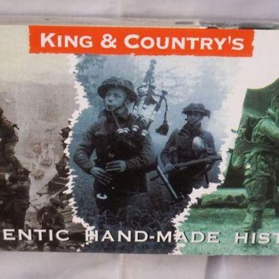 1017	KING & COUNTRY WWII METAL TOY SOLDIERS BOXED BBA009
