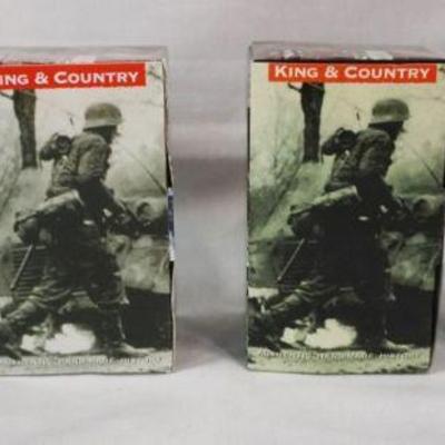 1035	KING & COUNTRY WWII METAL TOY SOLDIERS BOXED GROUP OF 4
