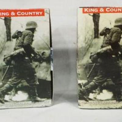 1002	KING & COUNTRY WWII METAL TOY SOLDIERS BOXED GROUP OF 4
