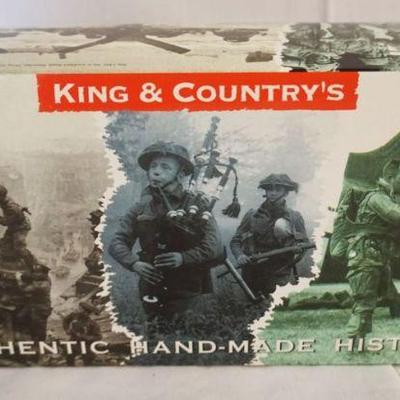 1208	KING & COUNTRY WWII METAL TOY SOLDIERS ONE BOX BBA012
