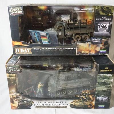 1083	FORCES OF VALOR WWII 1:32 DIECAST METAL TOYS LOT OF 2
