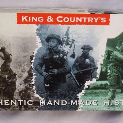 1018	KING & COUNTRY WWII METAL TOY SOLDIERS BOXED BBA014
