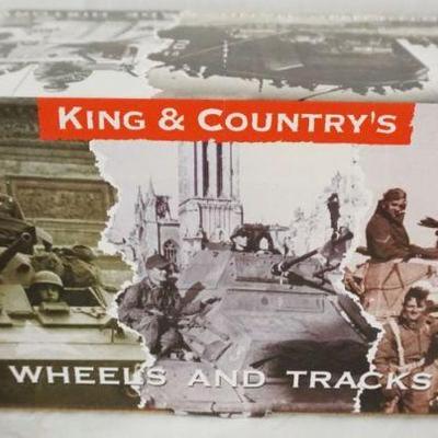 1123	KING & COUNTRY WHEELS & TRACKS DIECAST WWII GMC CCKW 353 TRUCK TP001
