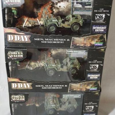 1089	FORCES OF VALOR WWII 1:32 DIECAST METAL TOYS LOT OF 3 JEEPS
