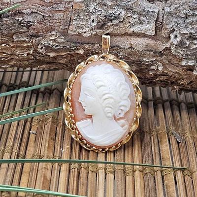 Lot #SB 340- Small Vintage Shell Cameo Pendant in a Delicate 14k Yellow Gold Frame - 1 1/4
