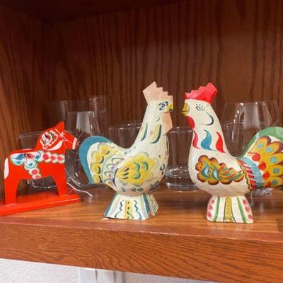 COUTRY STYLE WOOD NAPKIN HOLDERS & KITCHEN CHICKEN DECOR!
