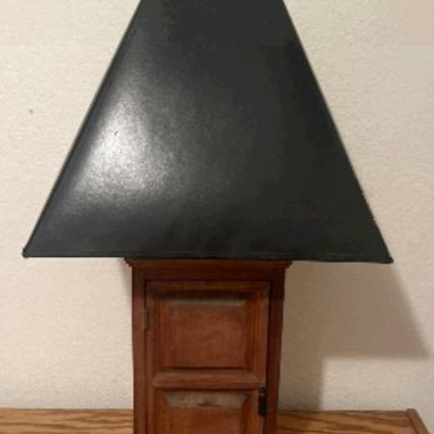 Pine Accent Lamp with Cabinet