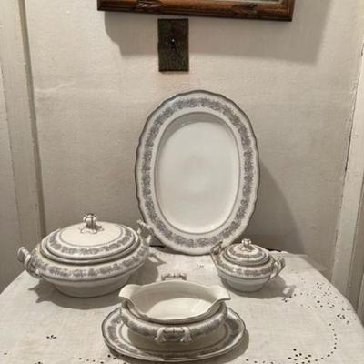 Thanksgiving serving China Bavarian
