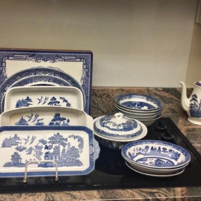 Blue willow dishes