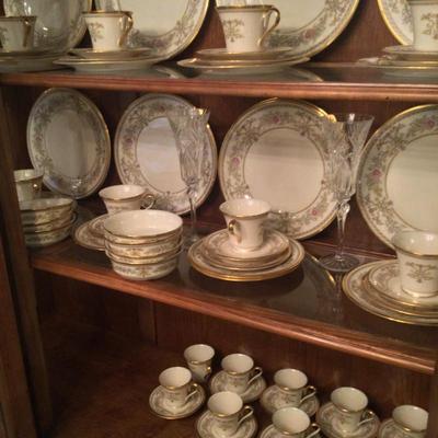 Lenox Castle Garden china 10 sets of 8 piece place settings, just in time for the Holidays