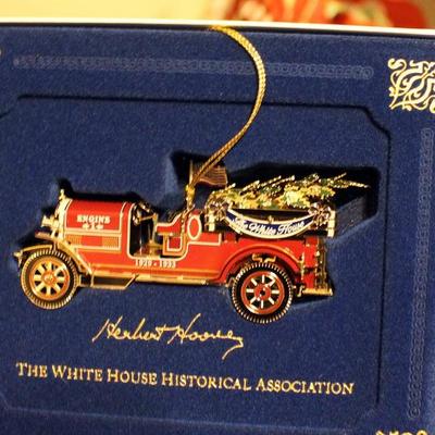 White House Christmas ornaments 