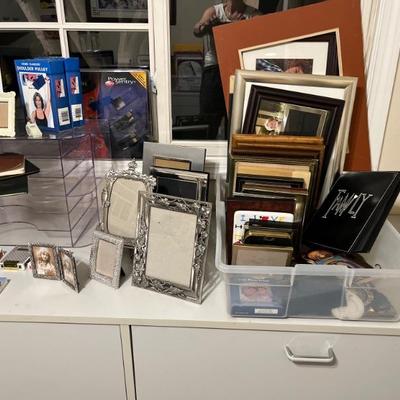 PICTURE FRAMES