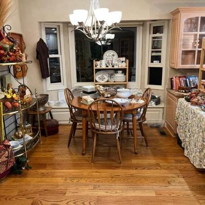 DINING TABLE/6 CHAIRS