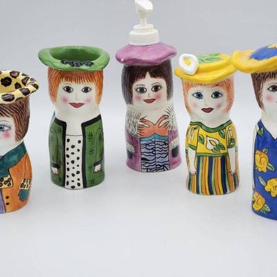 (5) Susan Paley Cermaic Figures
Susan Paley by Ganz Grace ceramic figurines. Including salt and pepper shakers. Two open hat figures and...