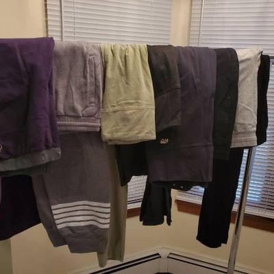 (8) Athletic And Comfy Pants Lot
Variety of flexible material pants and kapris style pants, including 