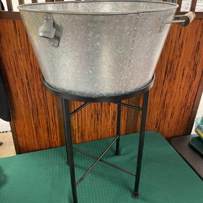 Birdrock Galv Party Bucket on Stand